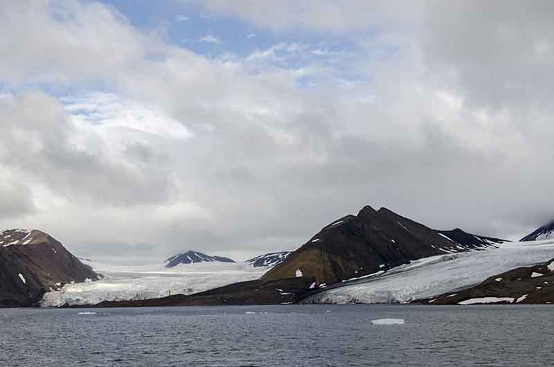 46 - Noruega - islas Svalbard - isla de Spitsbergen - fiordo Hornsund